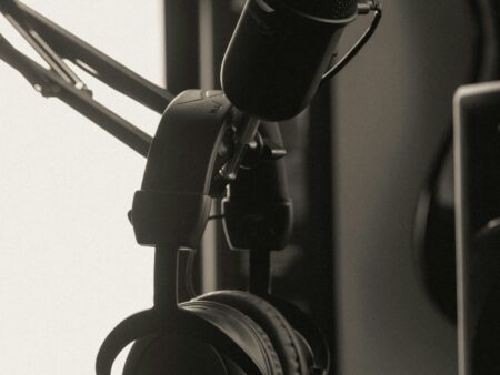 5 Best Podcast Advertising Agencies to Grow Your Brand in 2026